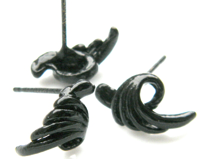 Emaliuotos adatls auskarams juodos 12x7mm