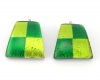 Stiklo pakabukas-trapecija su sidabro folija žaliais/geltonais langučiais, 38x37mm